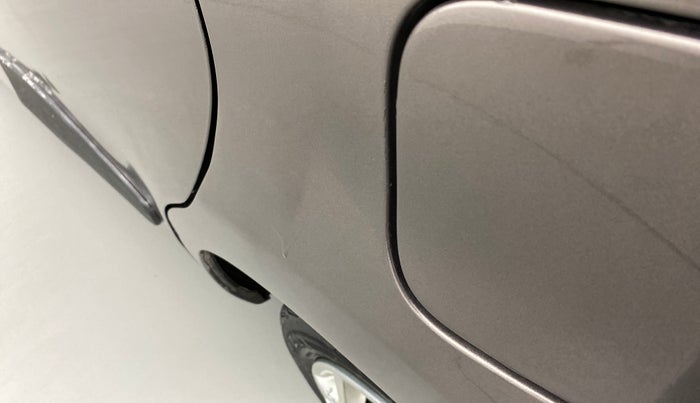 2016 Datsun Go T, Petrol, Manual, 64,169 km, Left quarter panel - Paint has minor damage