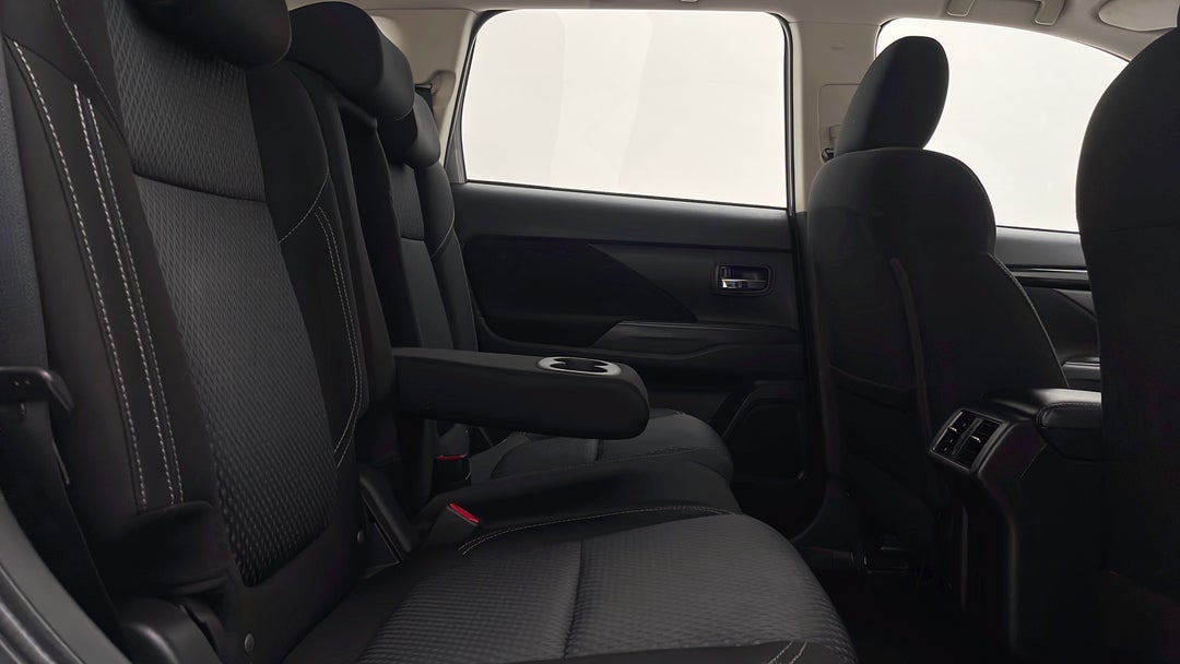 Right Side Rear Door Cabin View