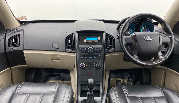 2015 Mahindra XUV500 W4 4X2, Diesel, Manual, 80,786 km, Dashboard