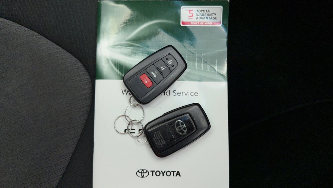 2020 Toyota Camry Ascent Sport, Automatic, 103887 km, Key Close-up