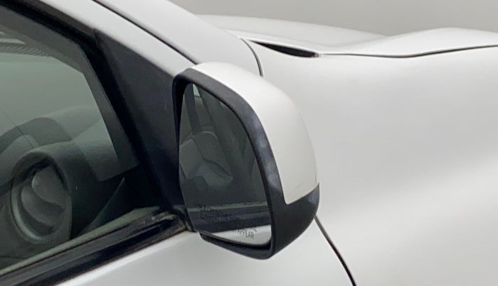 2014 Nissan Micra XV CVT, Petrol, Automatic, 35,409 km, Right rear-view mirror - Folding motor not working