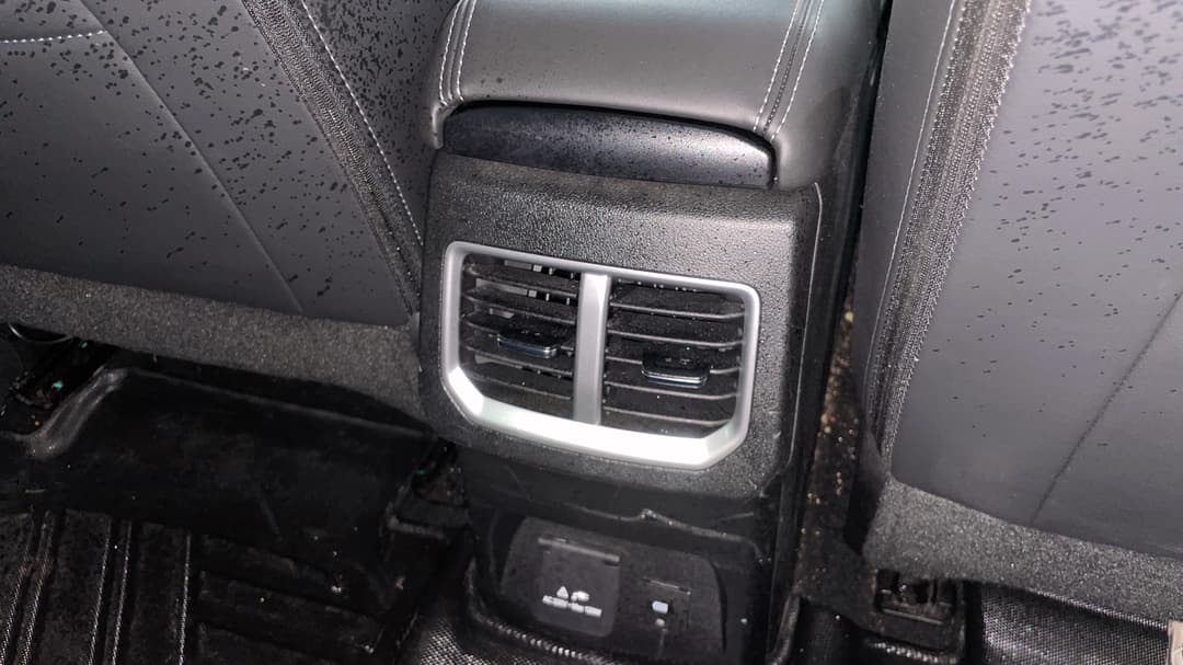 2022 GWM Ute Cannon-l (4x4), Automatic, 60976 km, Rear A/C Vent