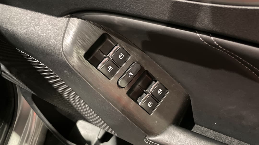 2022 GWM Ute Cannon-l (4x4), Automatic, 60976 km, Drivers Side Door Panel Controls