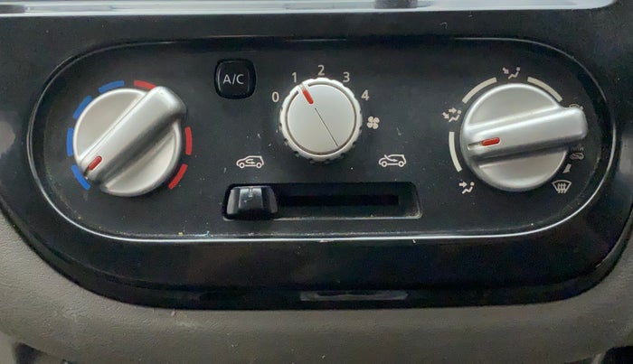 2016 Datsun Redi Go S, Petrol, Manual, 61,818 km, Dashboard - Air Re-circulation knob is not working