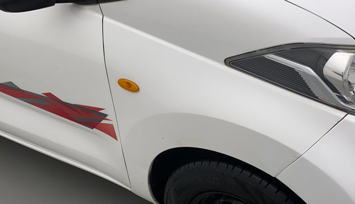 2016 Datsun Redi Go S, Petrol, Manual, 61,818 km, Right fender - Minor scratches