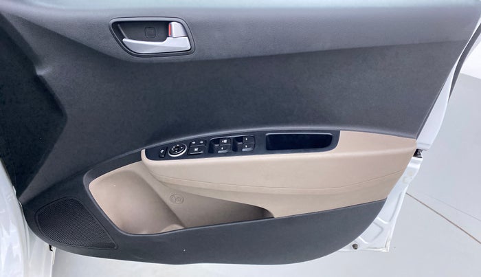 2019 Hyundai Grand i10 SPORTZ 1.2 KAPPA VTVT, Petrol, Manual, 23,291 km, Driver Side Door Panels Control