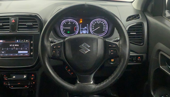 2016 Maruti Vitara Brezza ZDI PLUS DUAL TONE, Diesel, Manual, 69,291 km, Steering Wheel Close Up