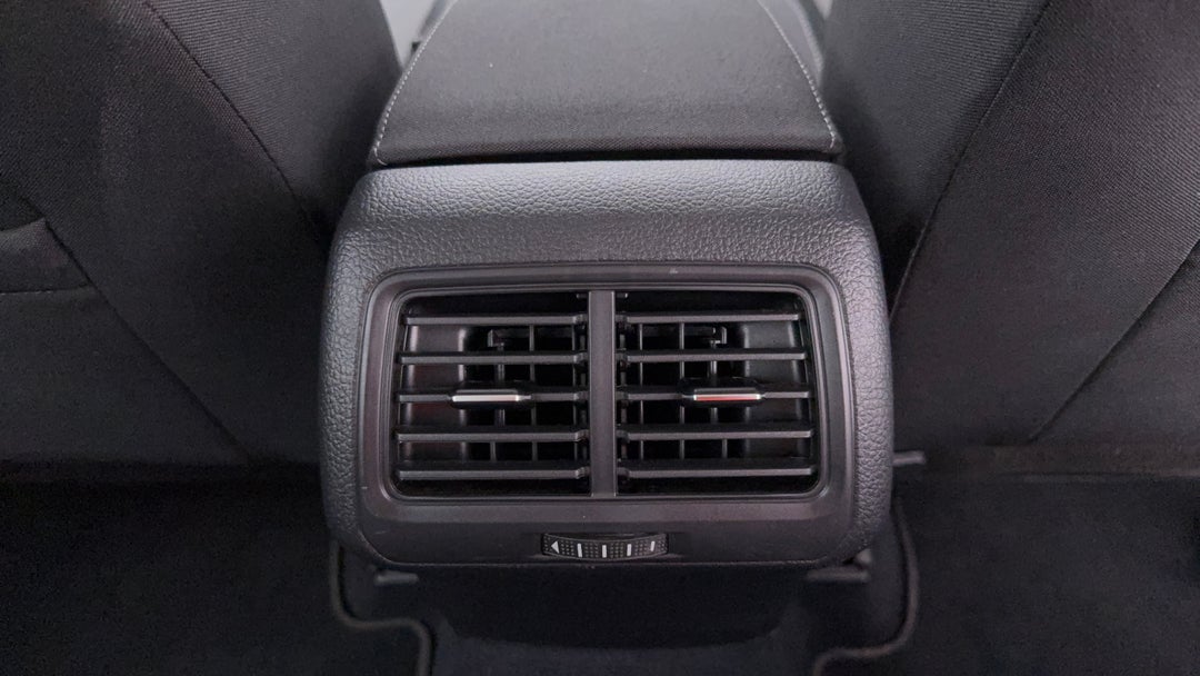 2018 Volkswagen Golf 110 Tsi Comfortline, Automatic, 41687 km, Rear A/C Vent