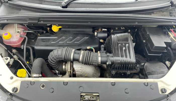 2018 Mahindra MARAZZO M8 7 STR, Diesel, Manual, 32,923 km, Open Bonet