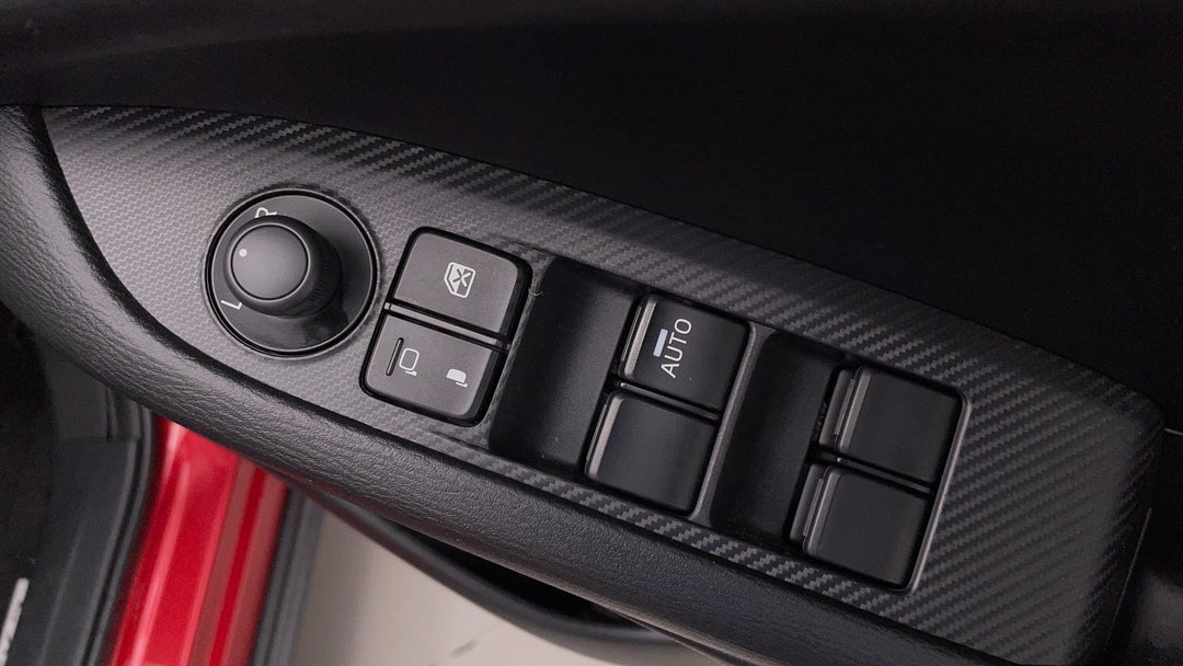 2020 Mazda CX-3 Maxx Sport (fwd), Automatic, 36969 km, Drivers Side Door Panel Controls