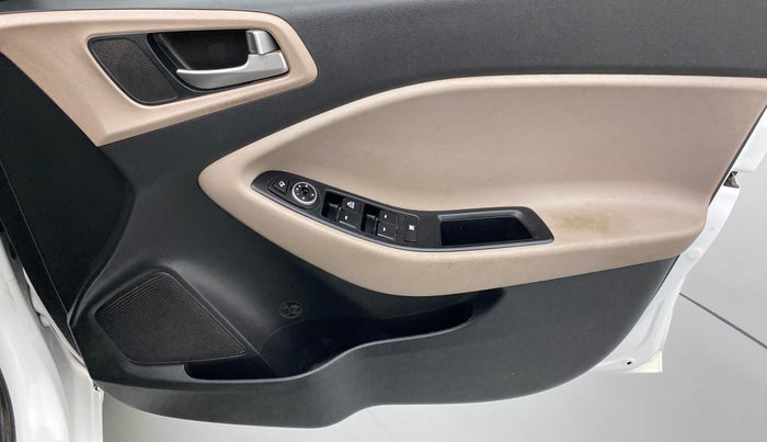 2019 Hyundai Elite i20 1.2 SPORTS PLUS VTVT, Petrol, Manual, 37,535 km, Driver Side Door Panels Control