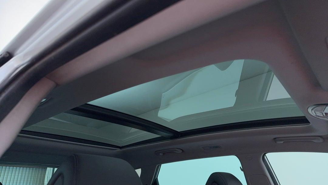 Interior Sunroof/Moonroof