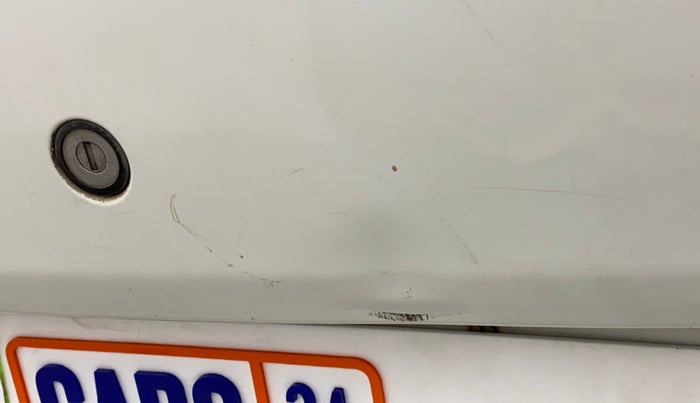 2014 Maruti Swift VXI, Petrol, Manual, 1,13,920 km, Dicky (Boot door) - Slightly dented