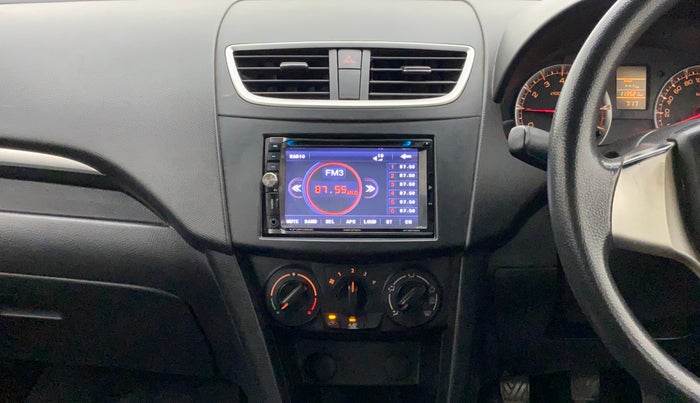 2014 Maruti Swift VXI, Petrol, Manual, 1,13,920 km, Air Conditioner
