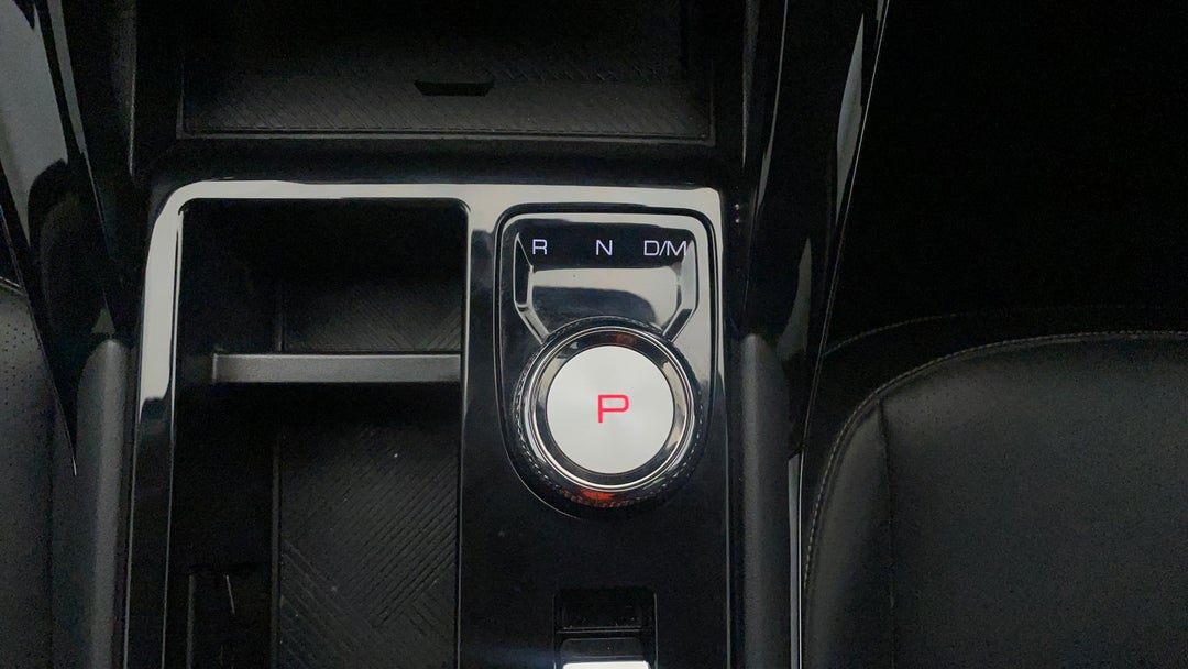 2022 GWM Haval H6 Ultra, Automatic, 28225 km, Gear Lever 