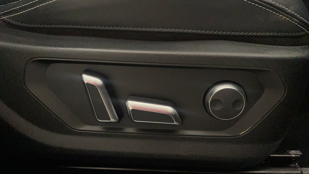 2022 GWM Haval H6 Ultra, Automatic, 28225 km, Drivers Side Adjustment Panel