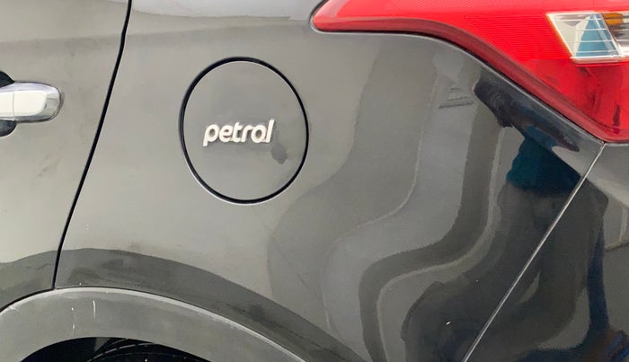 2018 Hyundai Creta SX PLUS AT 1.6 PETROL, Petrol, Automatic, 94,512 km, Left quarter panel - Slightly dented