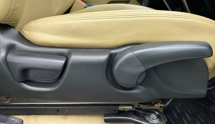 2018 Honda City VX CVT PETROL, Petrol, Automatic, 94,633 km, Driver Side Adjustment Panel