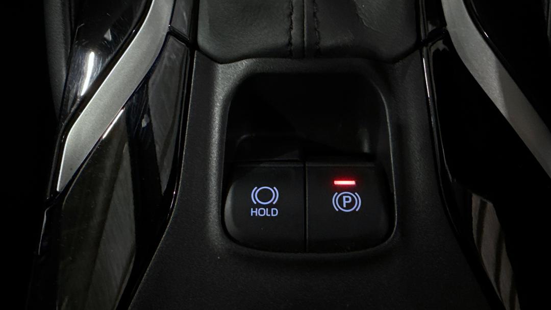 2021 Toyota Corolla Zr, Automatic, 52520 km, Handbrake