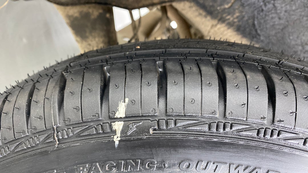 Left Rear Tyre Tread