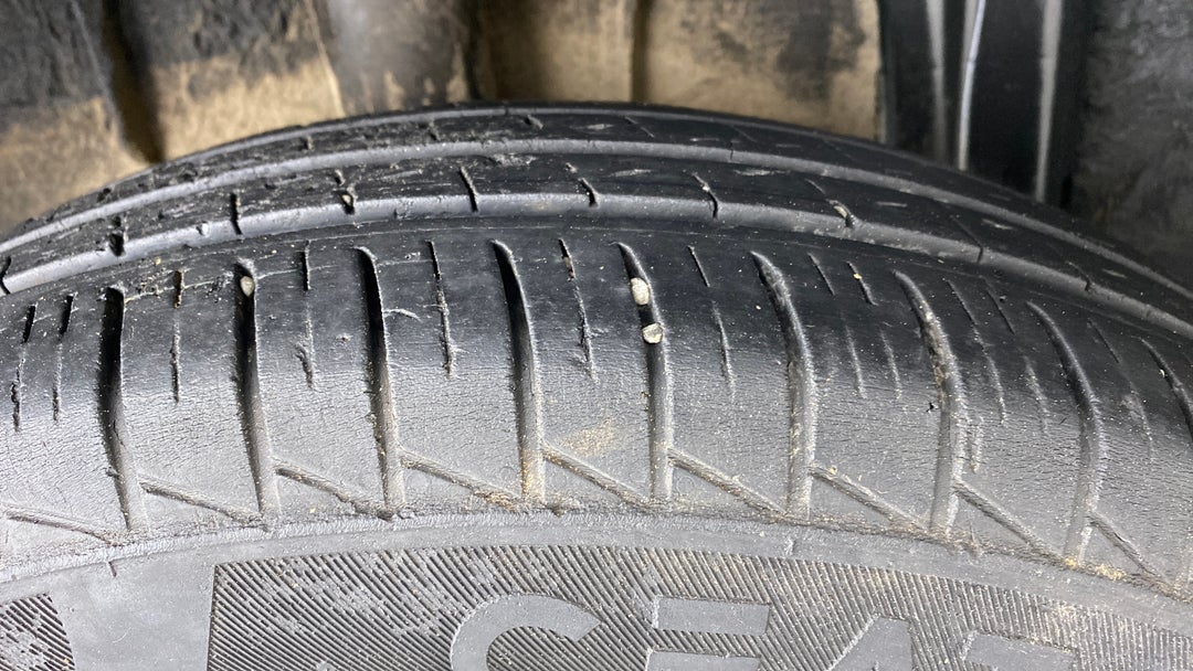 Right Rear Tyre Tread