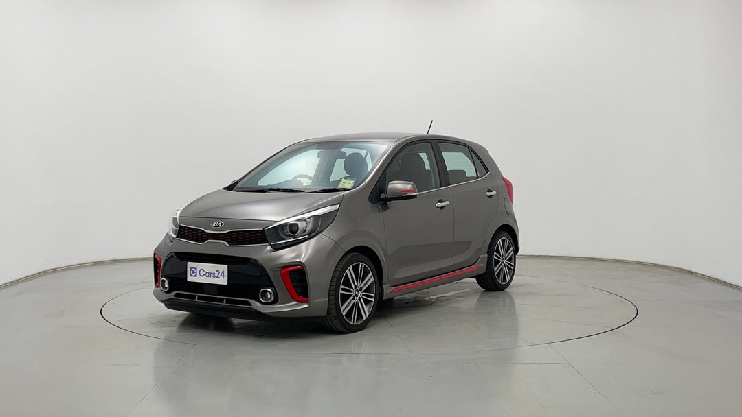 Left Front Diagonal (45- Degree) View