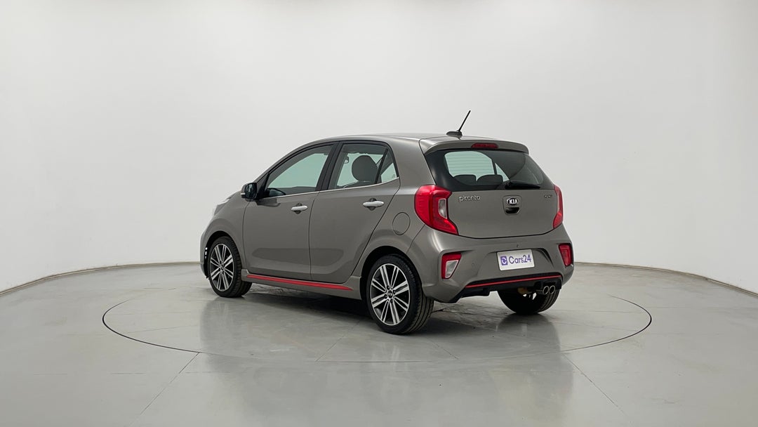 Left Back Diagonal (45- Degree) View