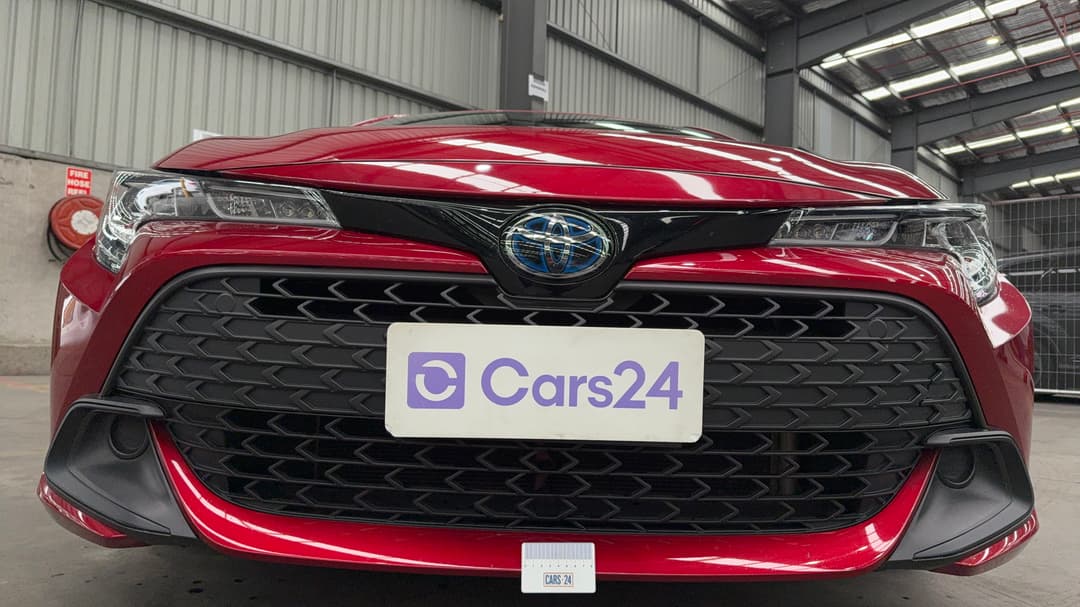 2022 Toyota Corolla Ascent Sport Hybrid, Automatic, 50735 km, Bumper Front Chip