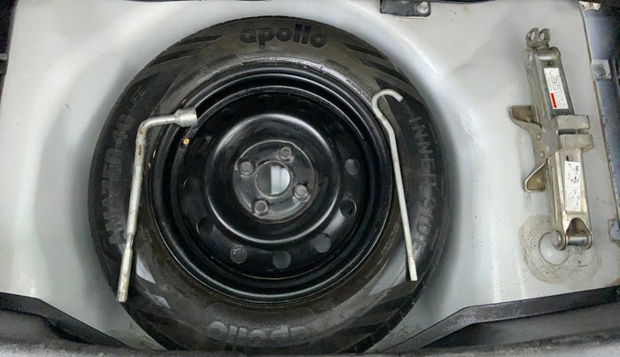 2012 Maruti Swift LXI D, Petrol, Manual, 49,194 km, Spare Tyre