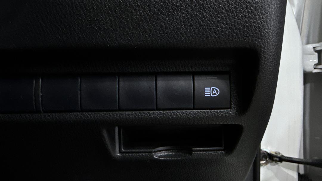 2020 Toyota RAV4 Gx (2WD), Automatic, 103503 km, Utility Switches/Buttons
