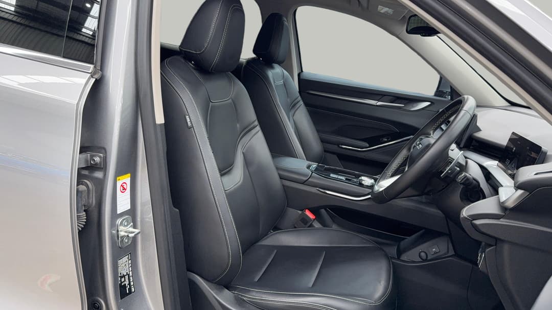 2021 GWM Haval H6 Lux, Automatic, 125046 km, Right Side Front Door Cabin View