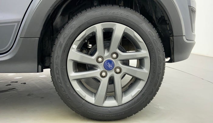2018 Ford FREESTYLE TITANIUM 1.5 TDCI, Diesel, Manual, 61,706 km, Left Rear Wheel