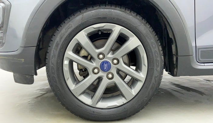 2018 Ford FREESTYLE TITANIUM 1.5 TDCI, Diesel, Manual, 61,706 km, Left Front Wheel