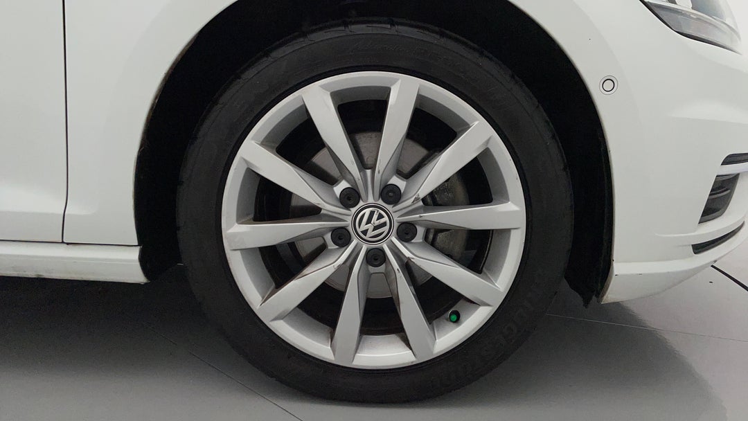 2018 Volkswagen Golf 110 Tsi Comfortline, Automatic, 97570 km, Right Front Wheel