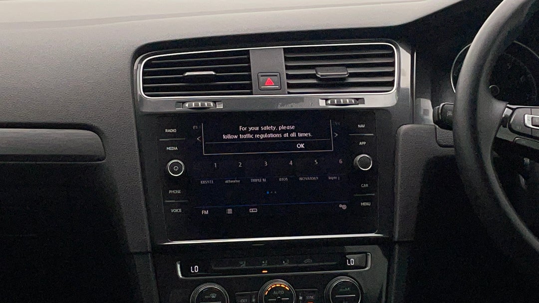 2018 Volkswagen Golf 110 Tsi Comfortline, Automatic, 97570 km, Infotainment System