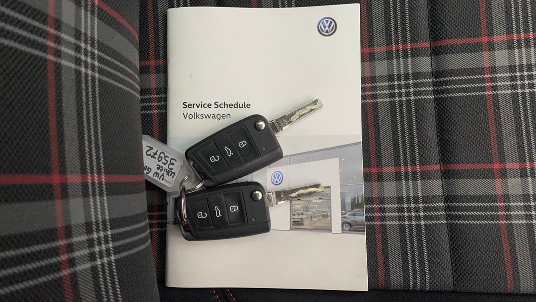 2018 Volkswagen Golf 110 Tsi Comfortline, Automatic, 97570 km, Key Close-up