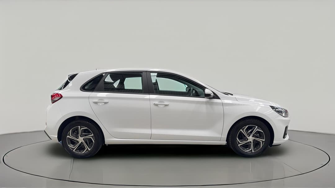 2023 Hyundai i30 i30, Automatic, 15930 km, Right Side View