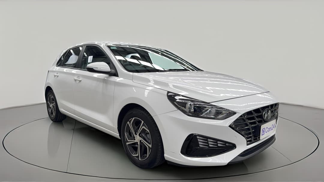2023 Hyundai i30 i30, Automatic, 15930 km, Right Front Diagonal (45- Degree) View