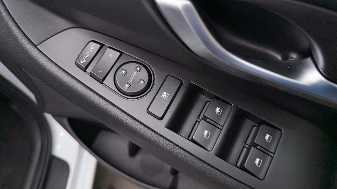 2023 Hyundai i30 i30, Automatic, 15930 km, Drivers Side Door Panel Controls