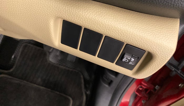 2019 Honda Amaze 1.2 VXMT I VTEC, Petrol, Manual, 24,108 km, Dashboard - Headlight height adjustment not working