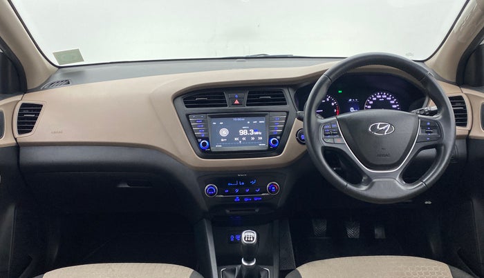2017 Hyundai Elite i20 ASTA 1.2 (O), Petrol, Manual, 43,750 km, Dashboard
