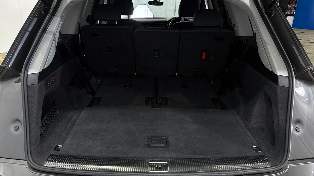 2021 Audi Q7 45 Tdi Quattro Mhev, Automatic, 62986 km, Boot Inside View