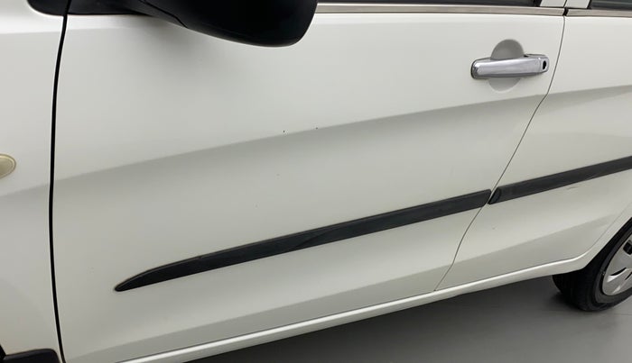 2015 Maruti Celerio VXI AMT, Petrol, Automatic, 46,145 km, Front passenger door - Slight discoloration