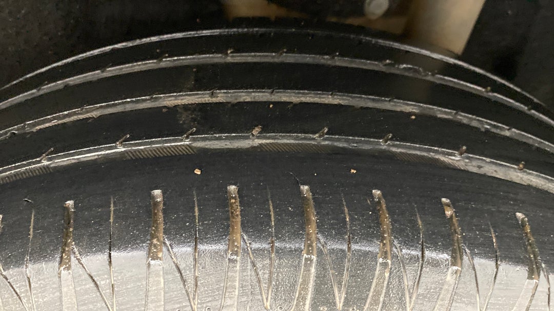 Left Rear Tyre Tread