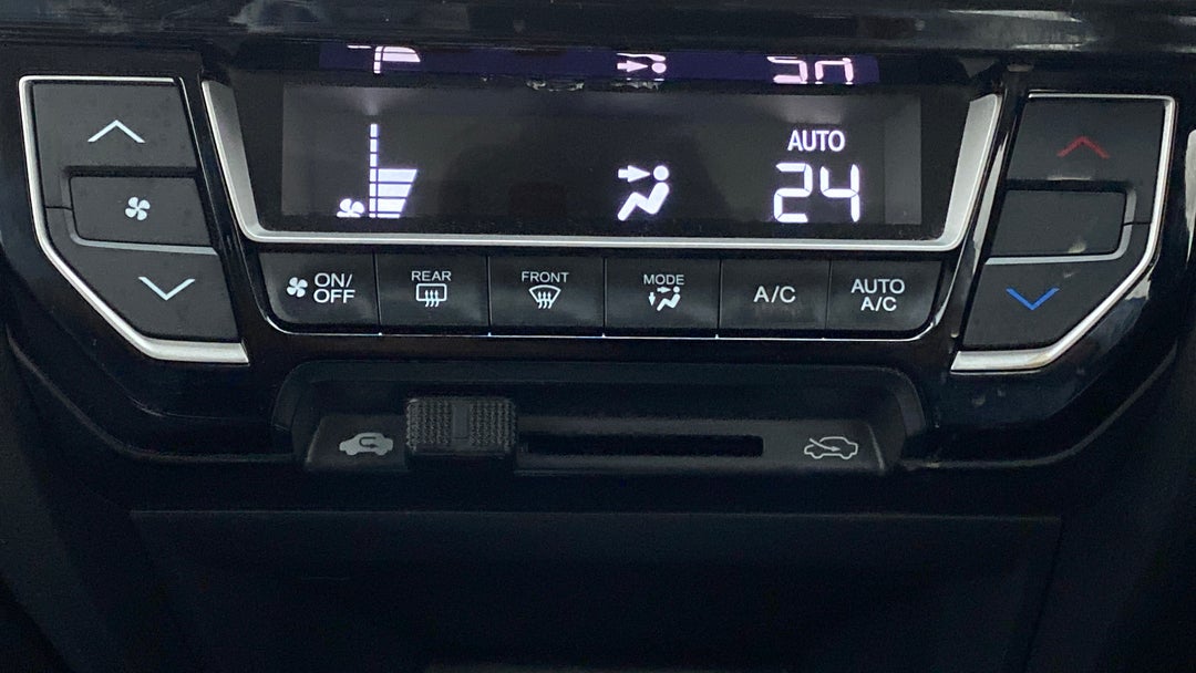 Automatic Climate Control 