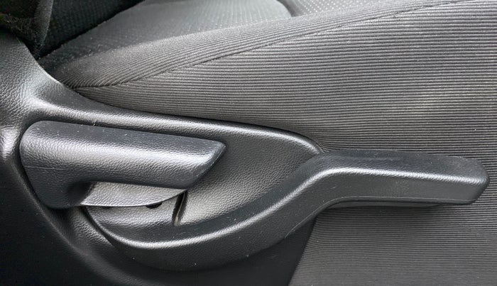 2018 Honda BR-V 1.5 i-VTEC V CVT, Petrol, Automatic, 27,588 km, Driver Side Adjustment Panel