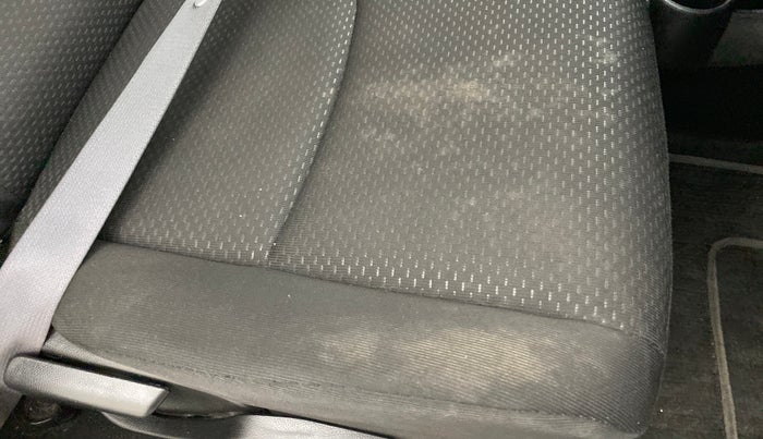 2018 Honda BR-V 1.5 i-VTEC V CVT, Petrol, Automatic, 27,588 km, Driver seat - Cover slightly stained