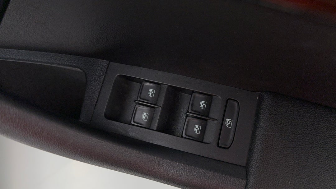 2019 SKODA Octavia 110 Tsi, Automatic, 16791 km, Drivers Side Door Panel Controls