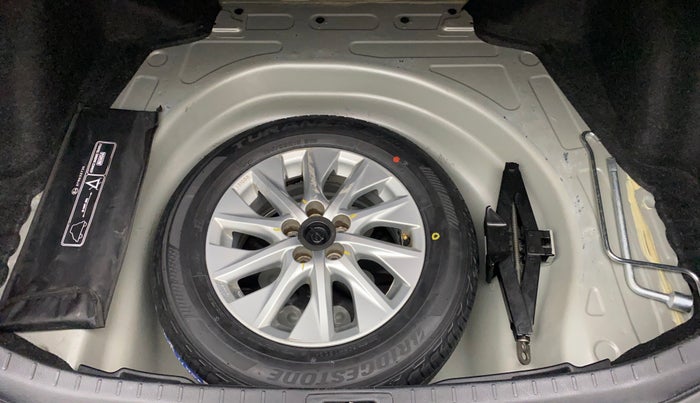 2019 Toyota Corolla Altis G PETROL, Petrol, Manual, 53,538 km, Spare Tyre