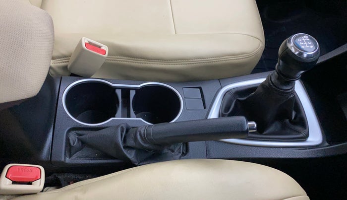 2019 Toyota Corolla Altis G PETROL, Petrol, Manual, 53,538 km, Gear Lever